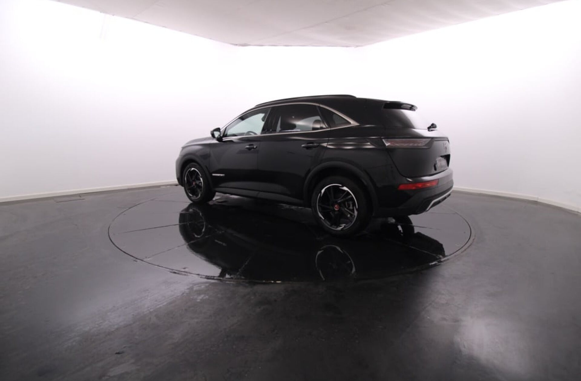 DS DS 7 CB 2.0 BlueHDi Performance Line EAT8