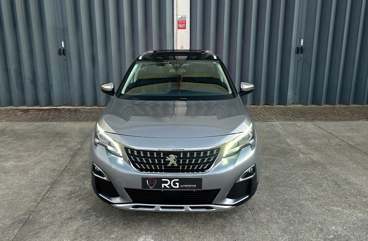 PEUGEOT 3008 1.2 PureTech Allure Grip Control