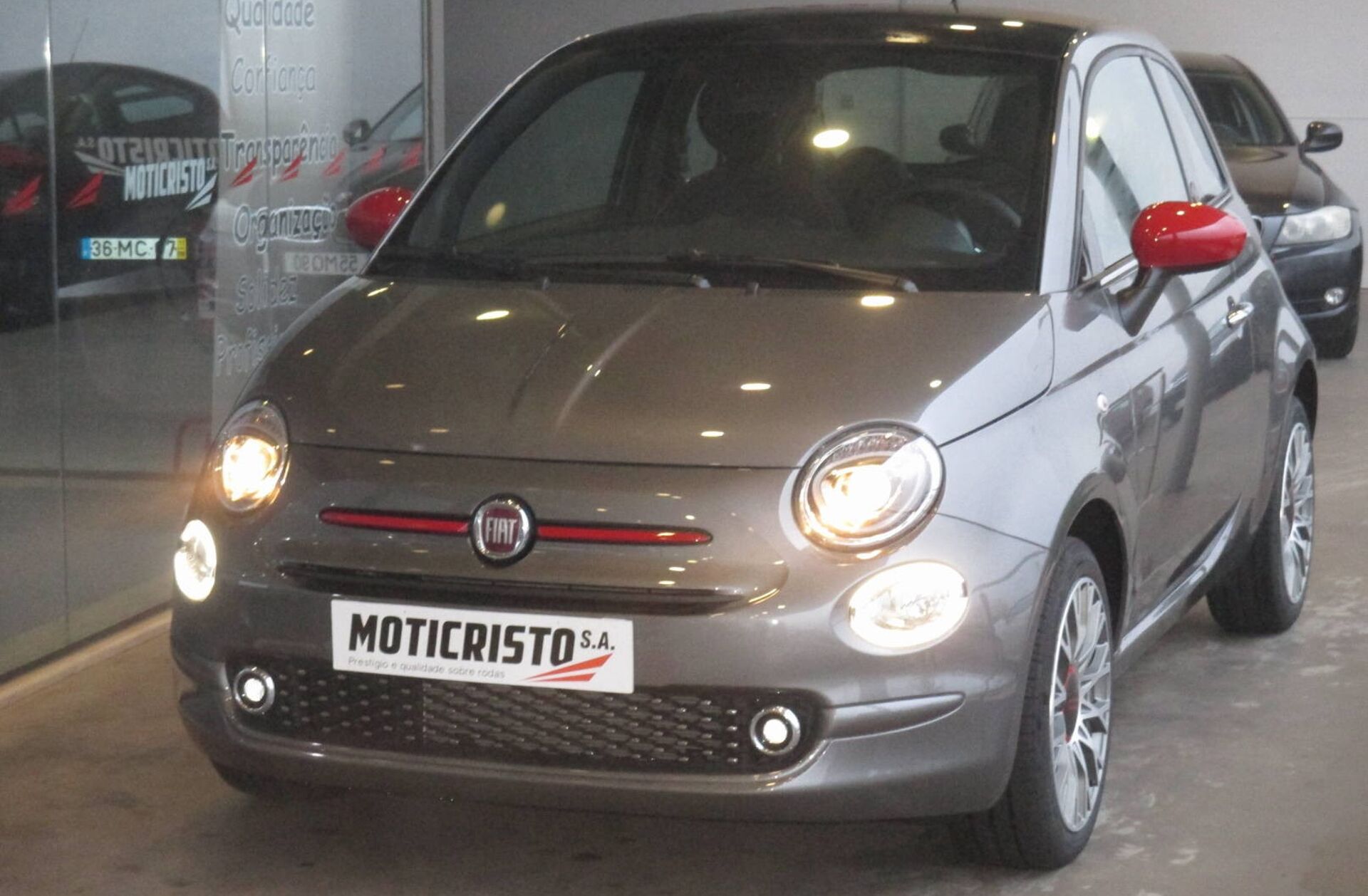 FIAT 500 1.0 Hybrid (RED)