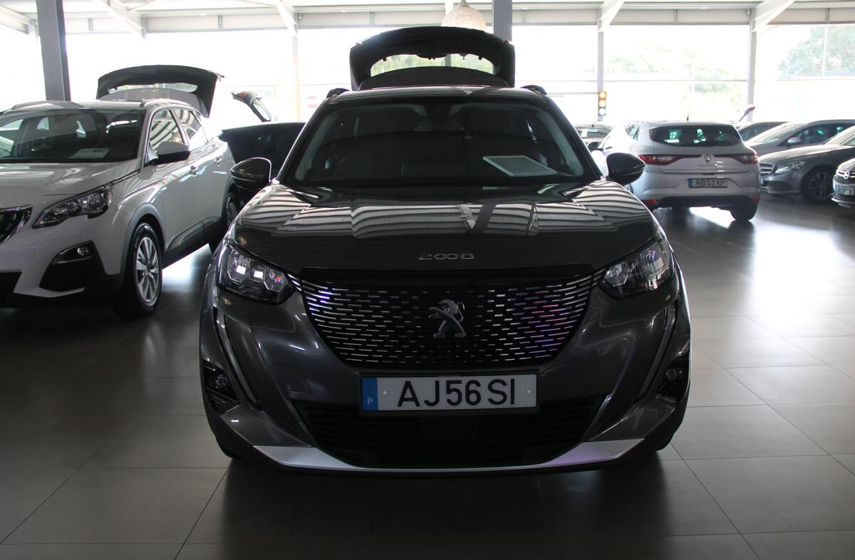 PEUGEOT 2008 1.5 BlueHDi Active Pack