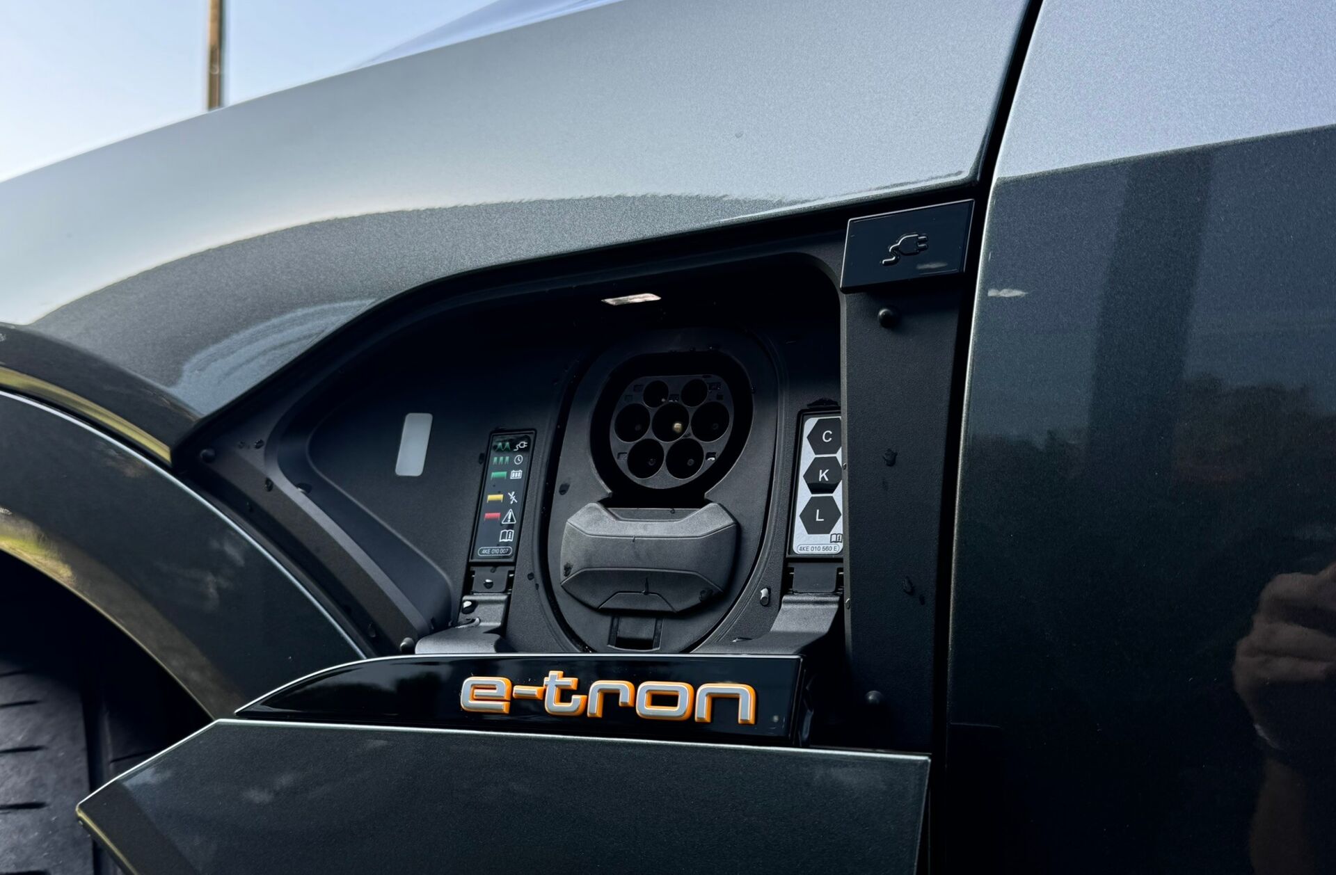 AUDI e-tron GT quattro