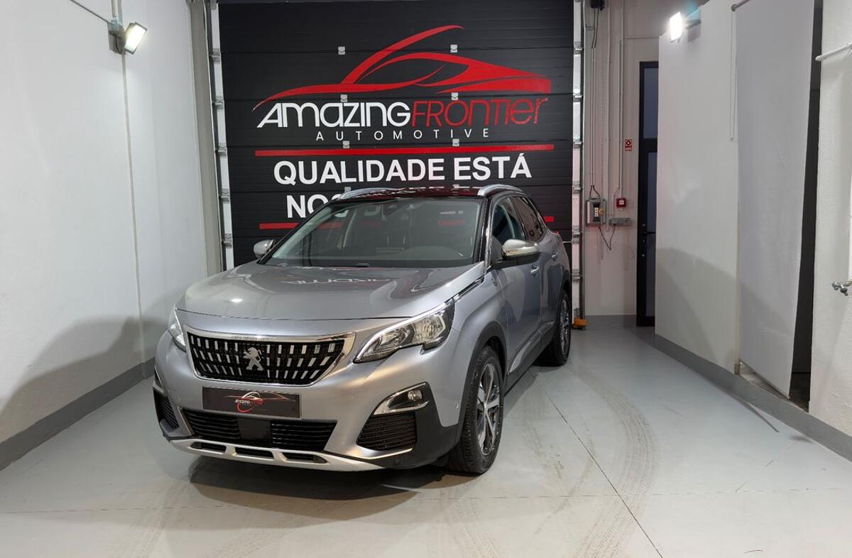 PEUGEOT 3008 1.5 BlueHDi Crossway