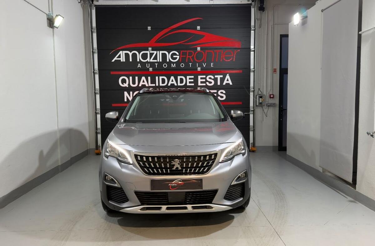 PEUGEOT 3008 1.5 BlueHDi Crossway