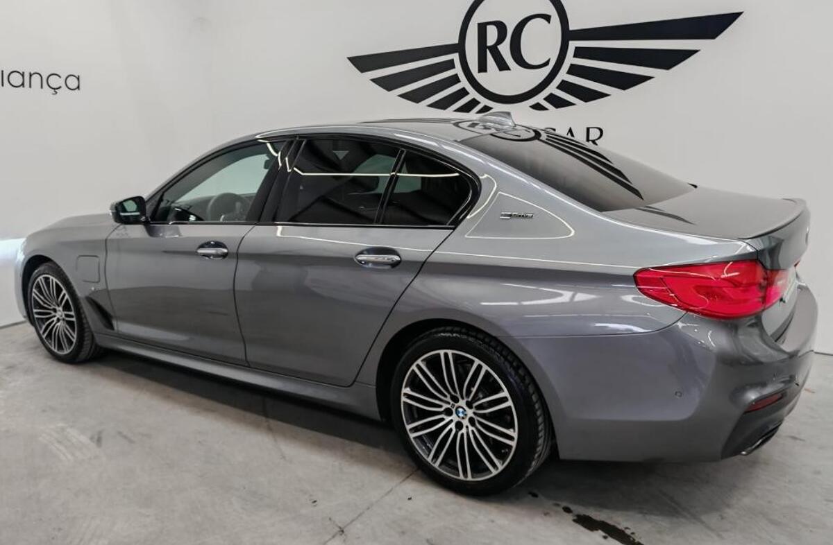 BMW Serie-5 530 e iPerformance Pack M