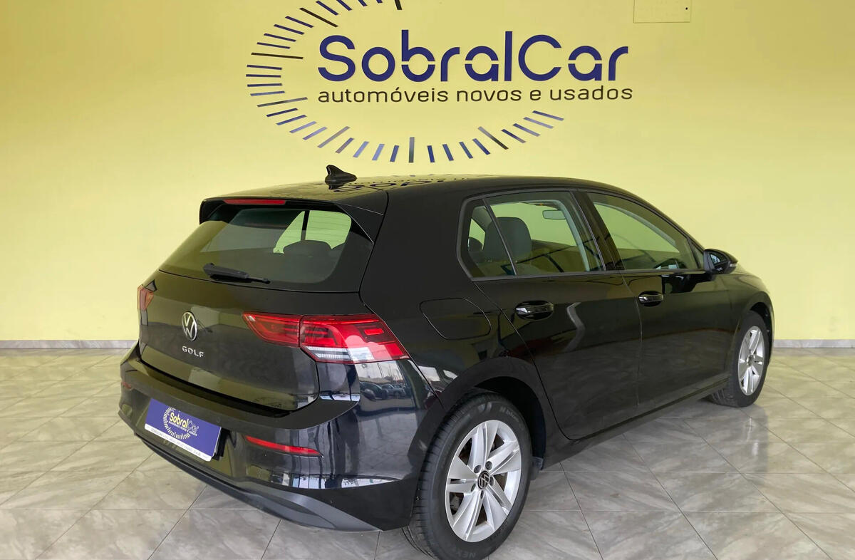 VOLKSWAGEN Golf 1.0 TSI Life