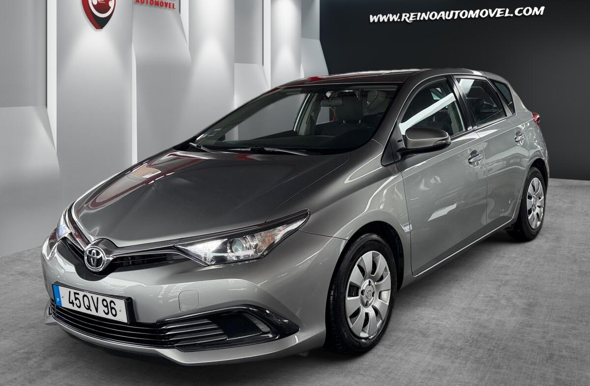 TOYOTA Auris 1.4 D-4D Active+AC