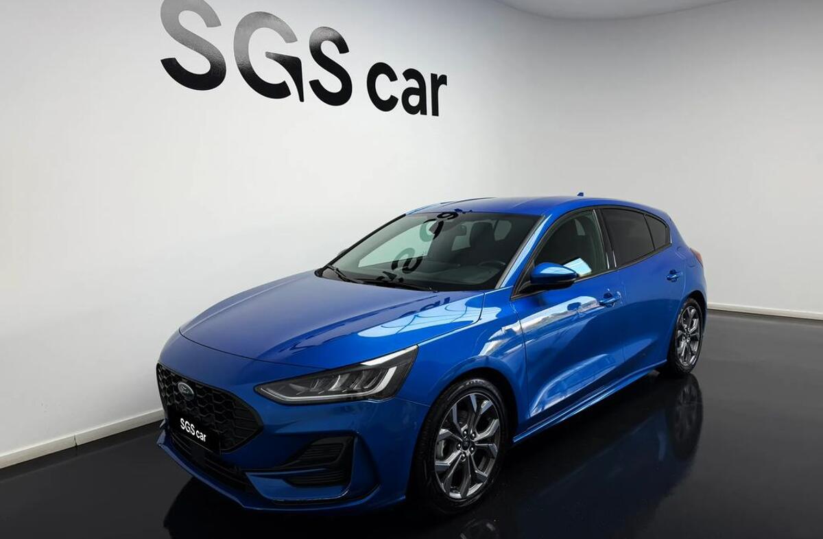 FORD Focus 1.0 EcoBoost MHEV ST-Line