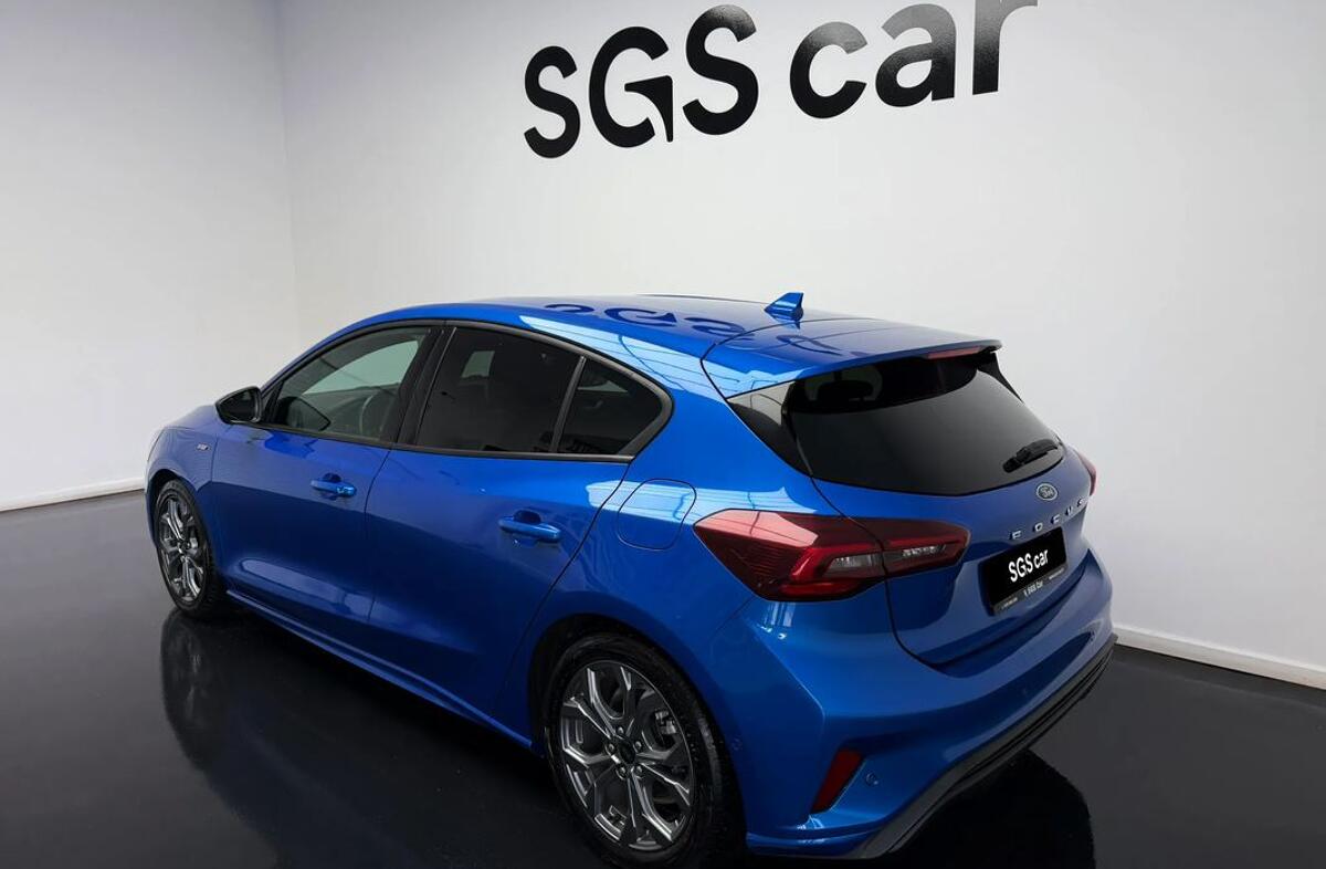 FORD Focus 1.0 EcoBoost MHEV ST-Line