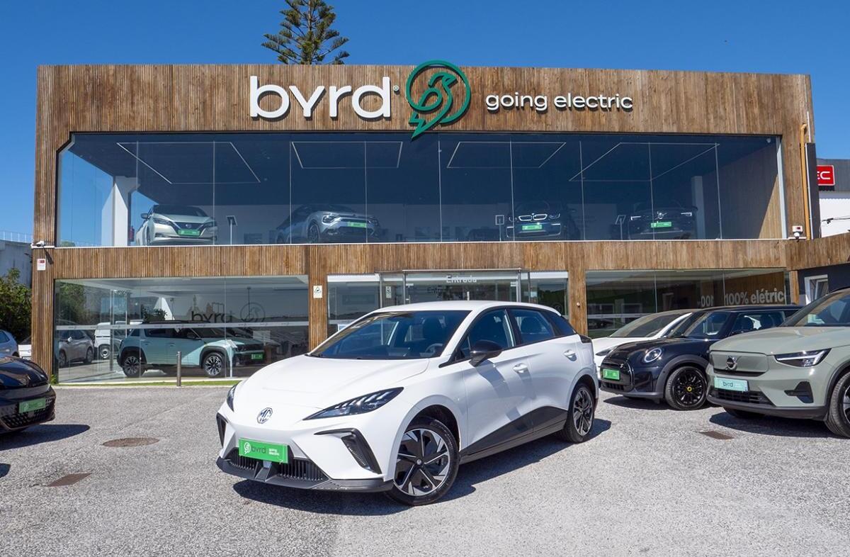 MG MG4 51 kWh Standard