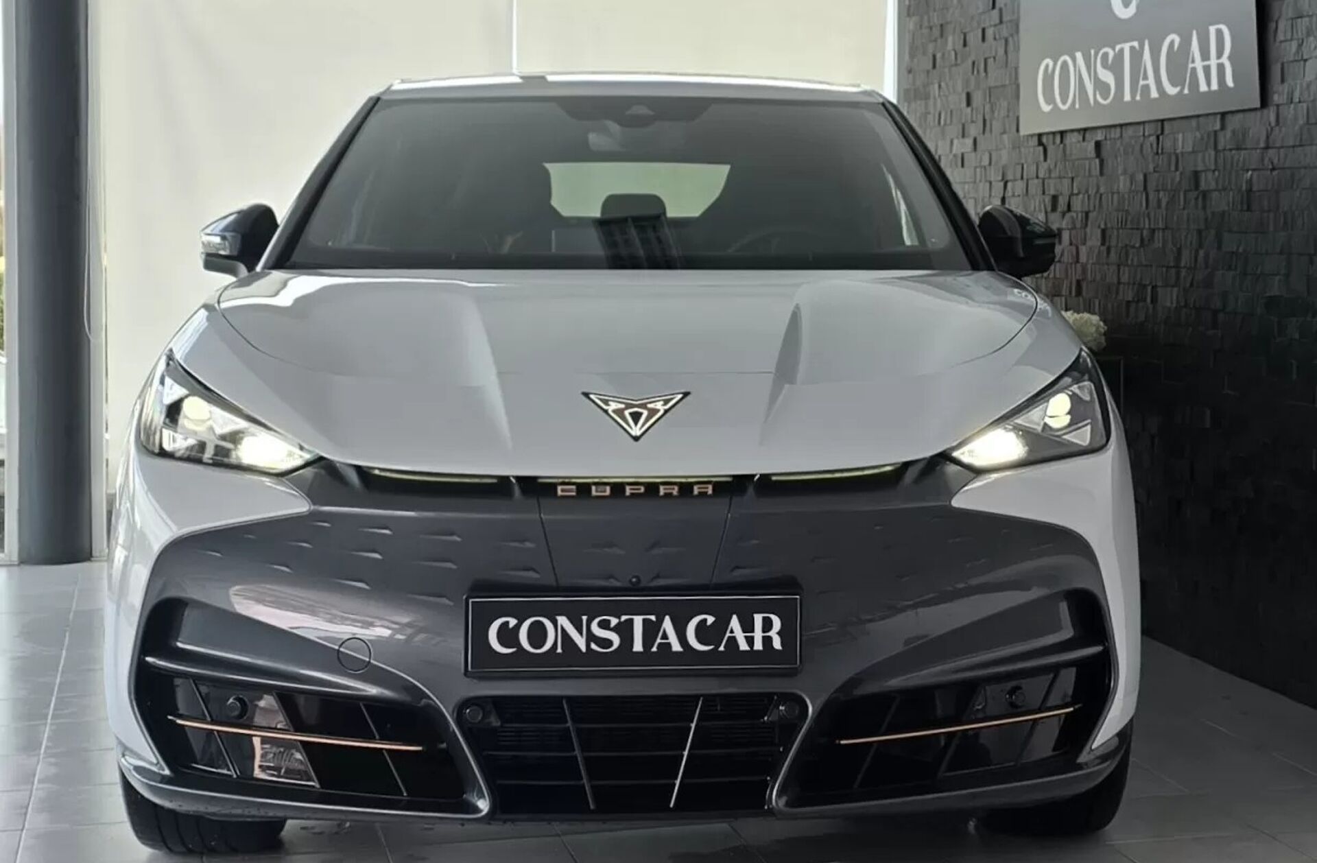 CUPRA Tavascan 77 kWh VZ