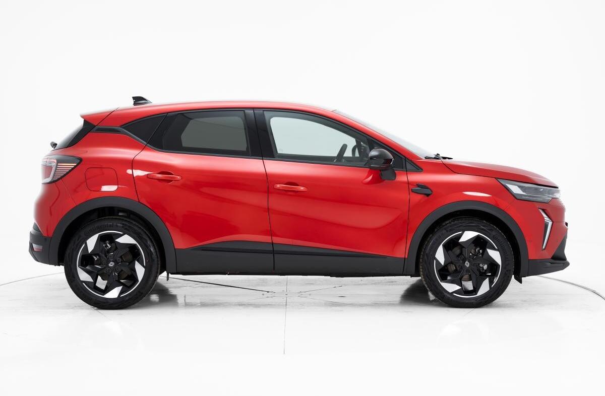 RENAULT Captur 1.3 TCe Techno EDC