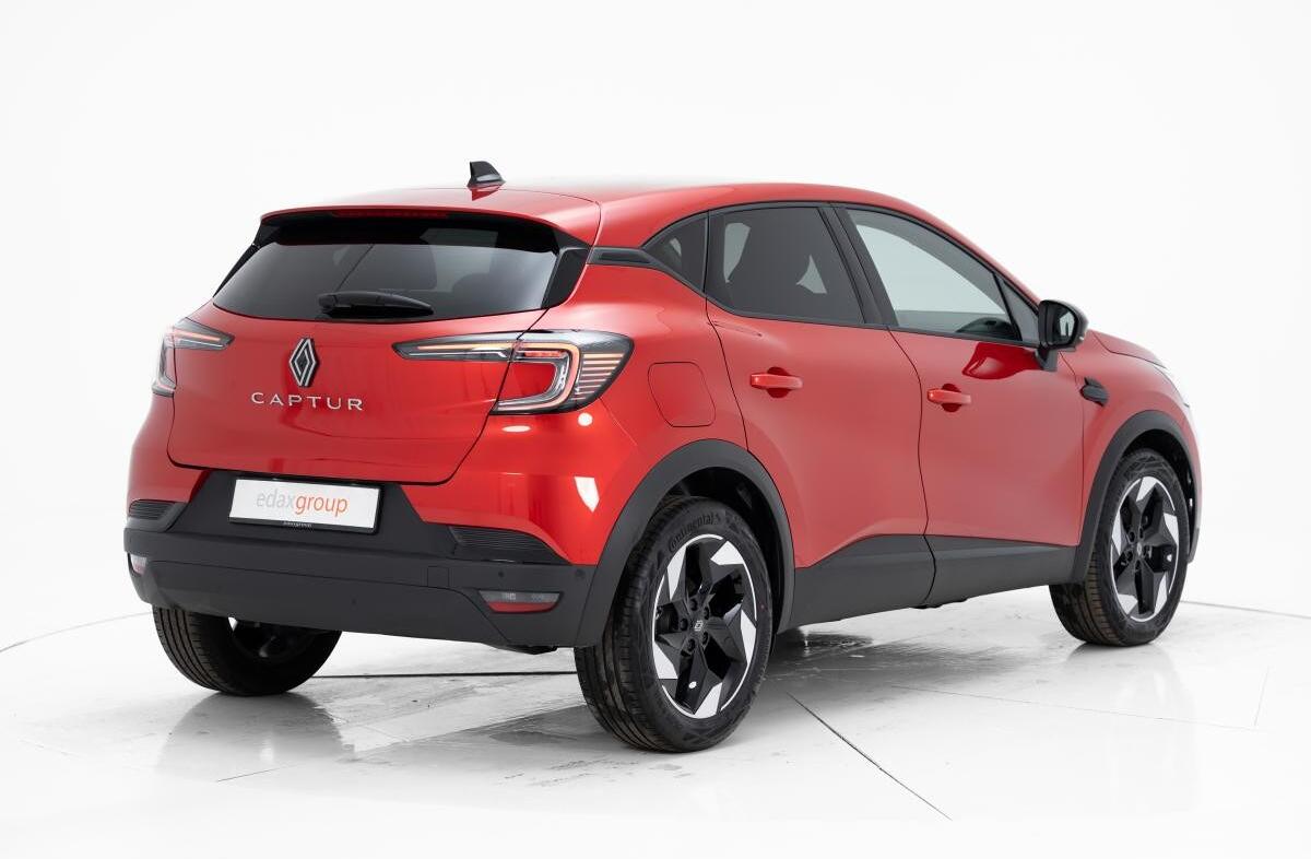 RENAULT Captur 1.3 TCe Techno EDC