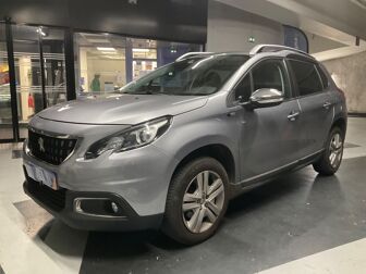 PEUGEOT 2008 1.2 PureTech Style