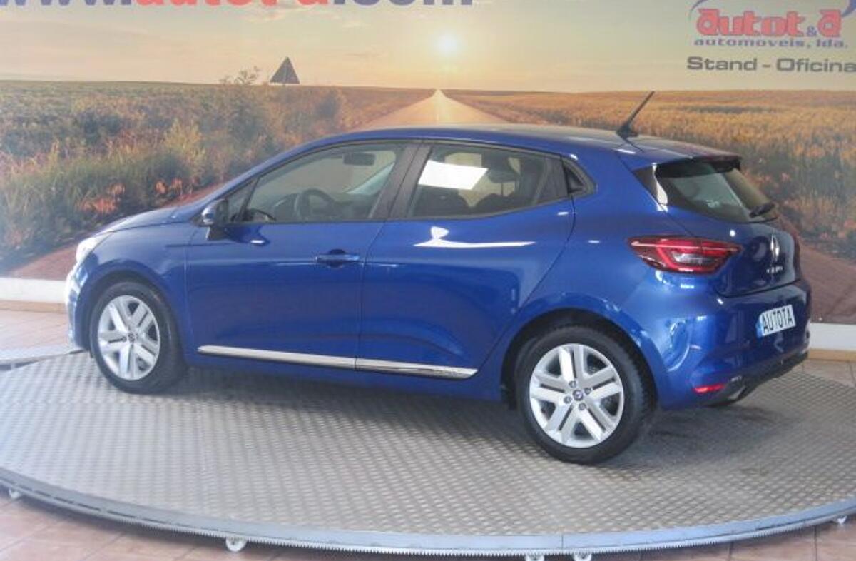 RENAULT Clio 1.0 TCe Intens