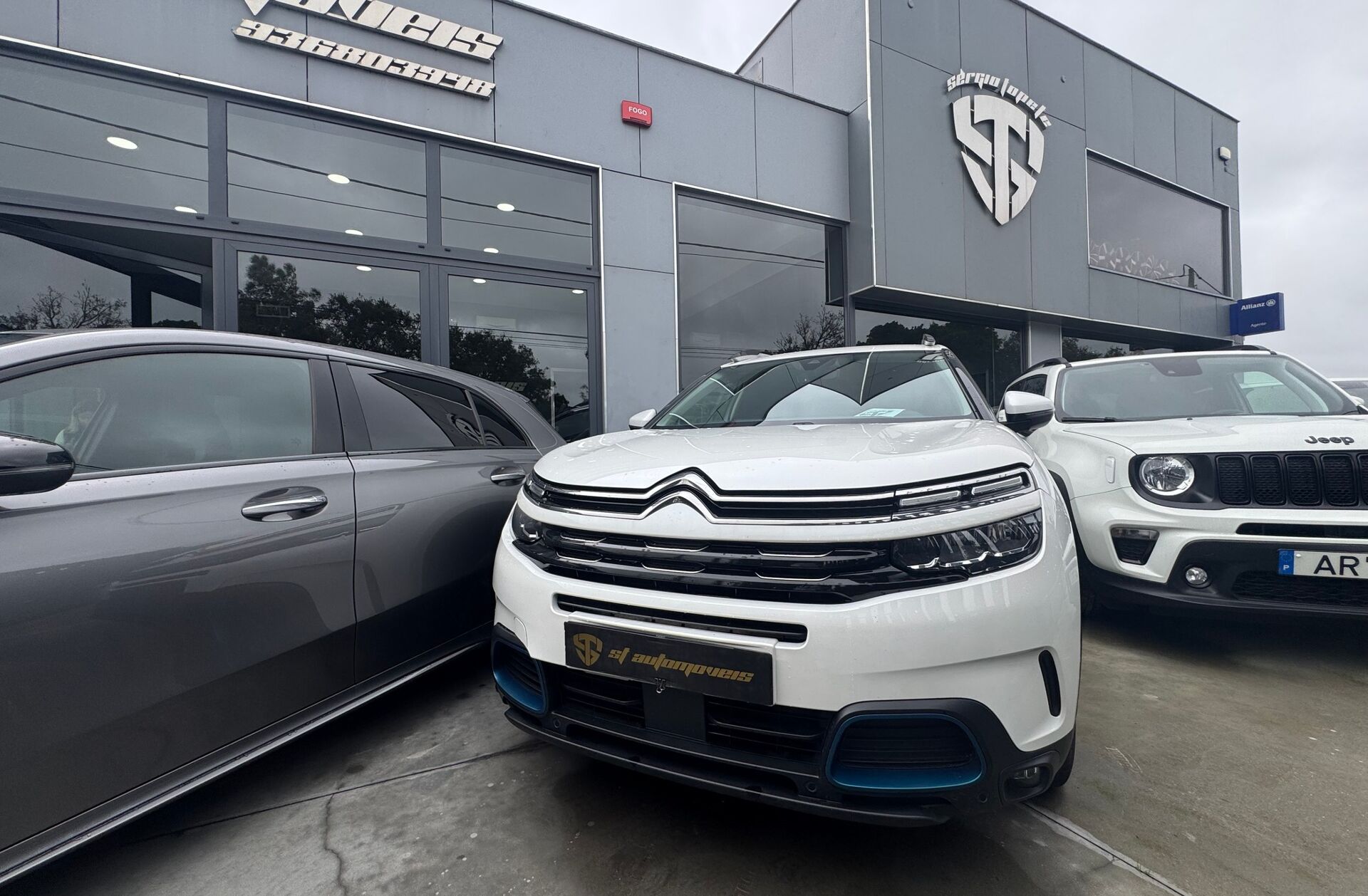 CITROEN C5 AirCross 1.6 Hybrid Shine e-EAT8