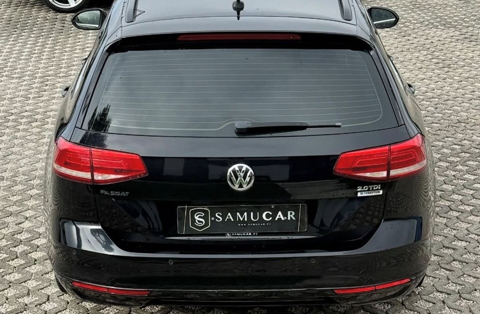 VOLKSWAGEN Passat 2.0 TDi Confortline