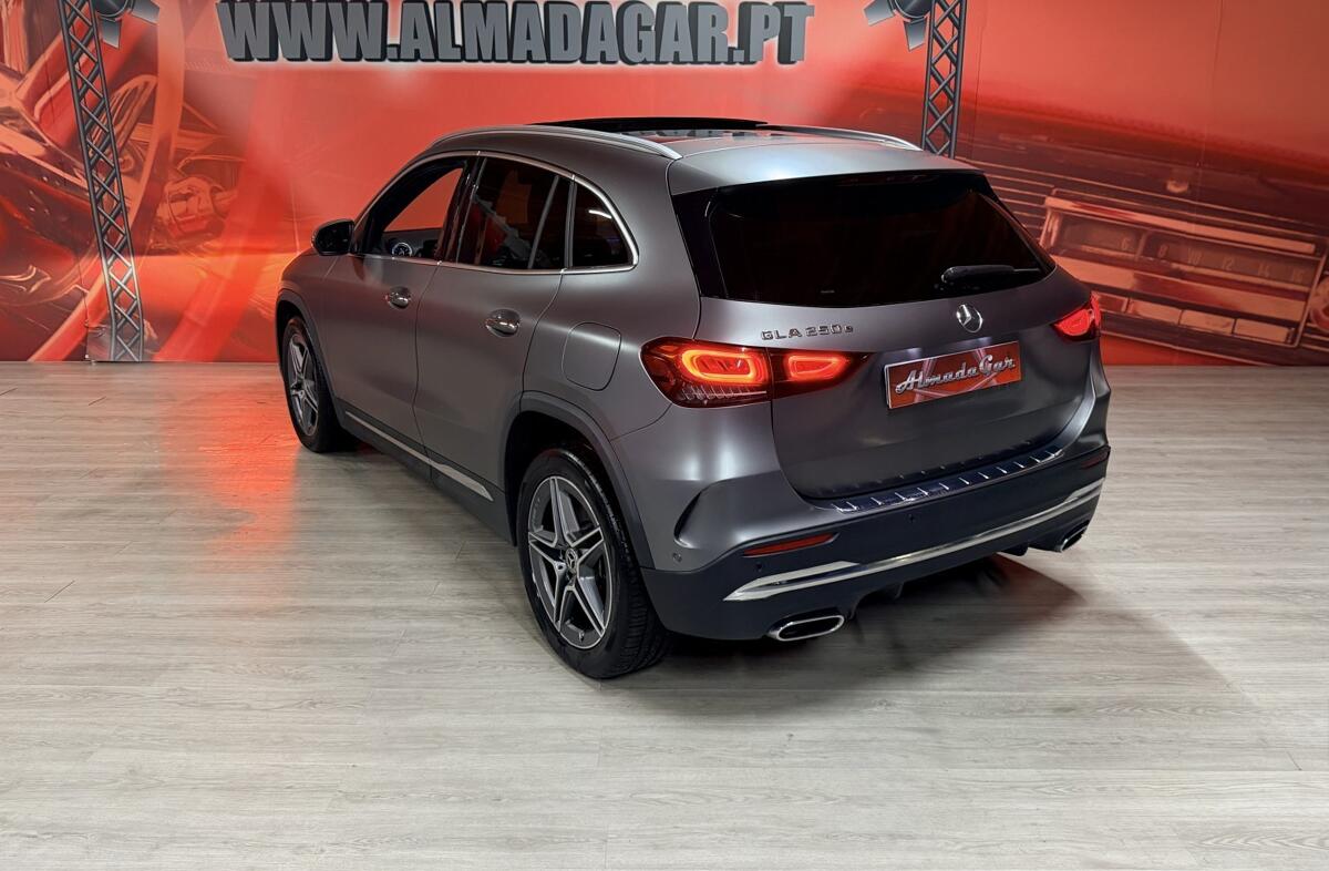 MERCEDES Classe GLA GLA 250 e AMG Line