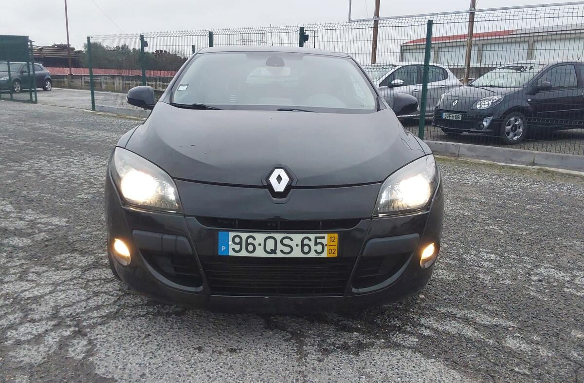 RENAULT Mégane Coupé 1.5 dCi Dynamique