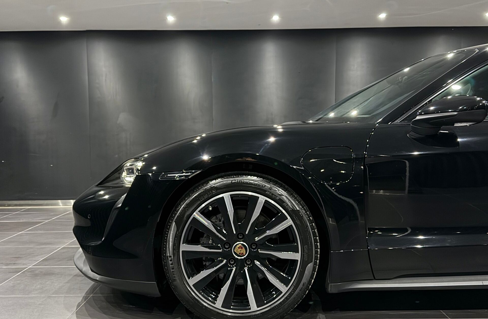 PORSCHE Taycan Taycan