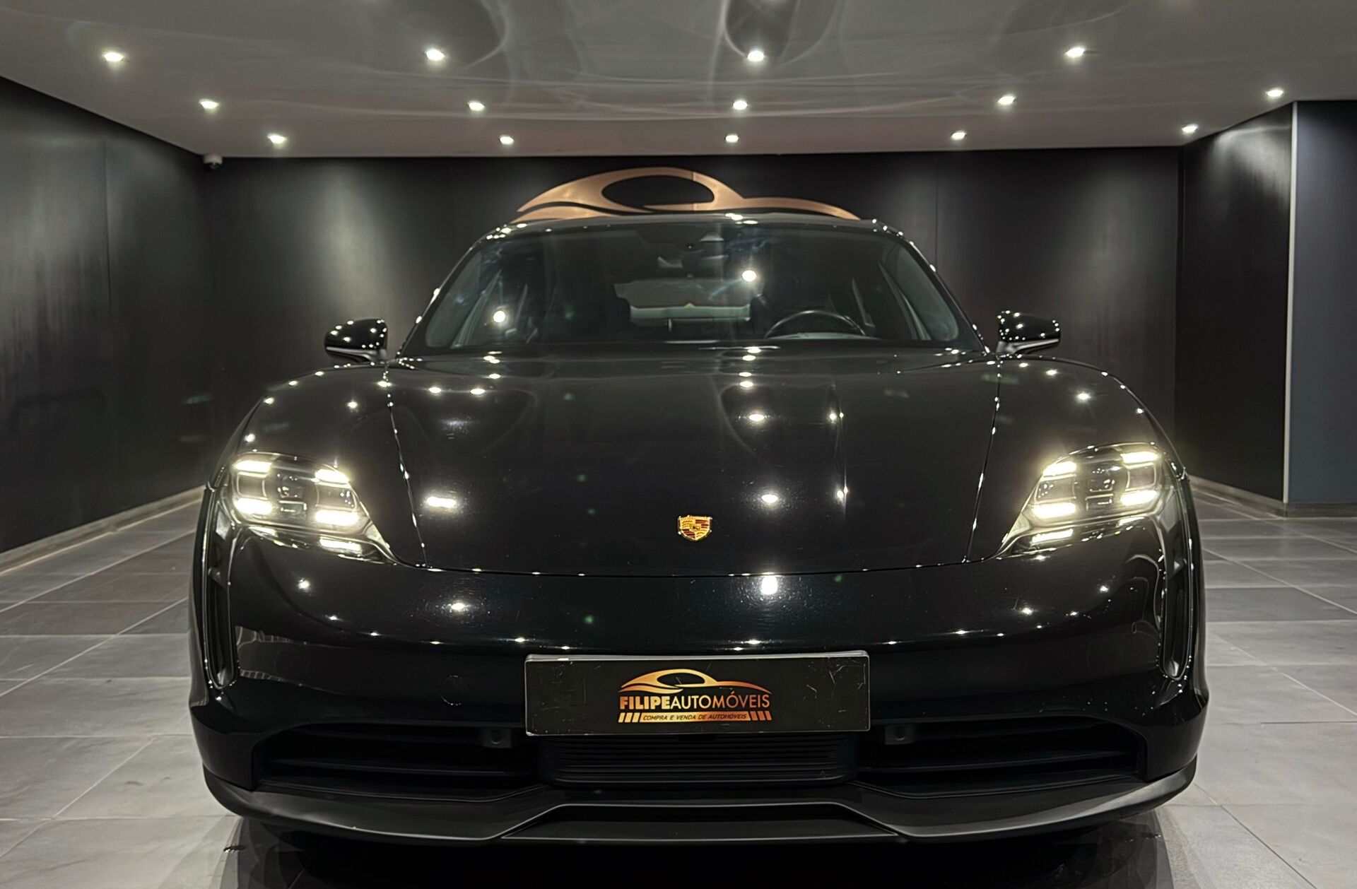 PORSCHE Taycan Taycan