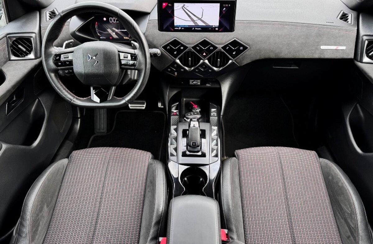 DS DS 3 CB 1.2 PureTech Performance Line EAT8