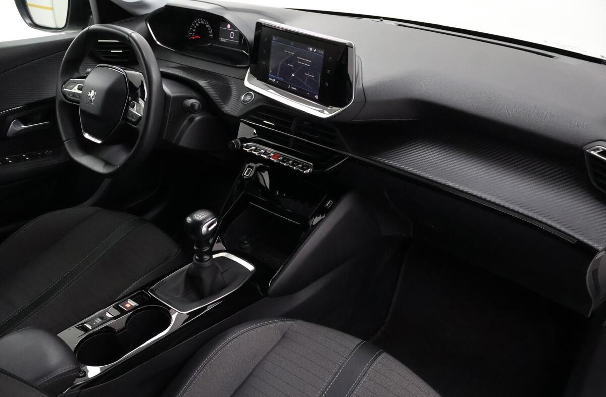 PEUGEOT 208 1.2 PureTech Allure