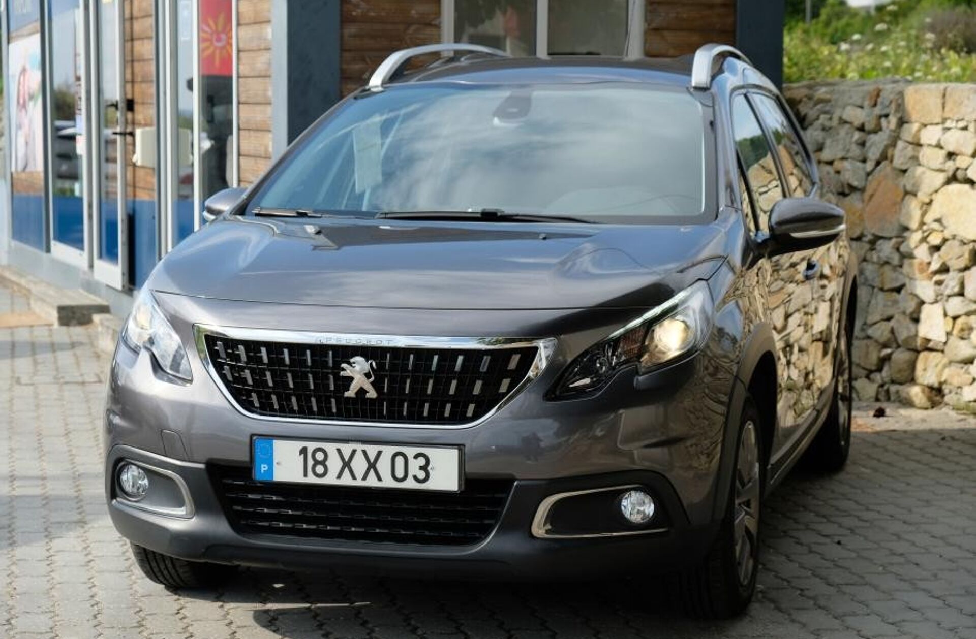 PEUGEOT 2008 1.5 BlueHDi Signature