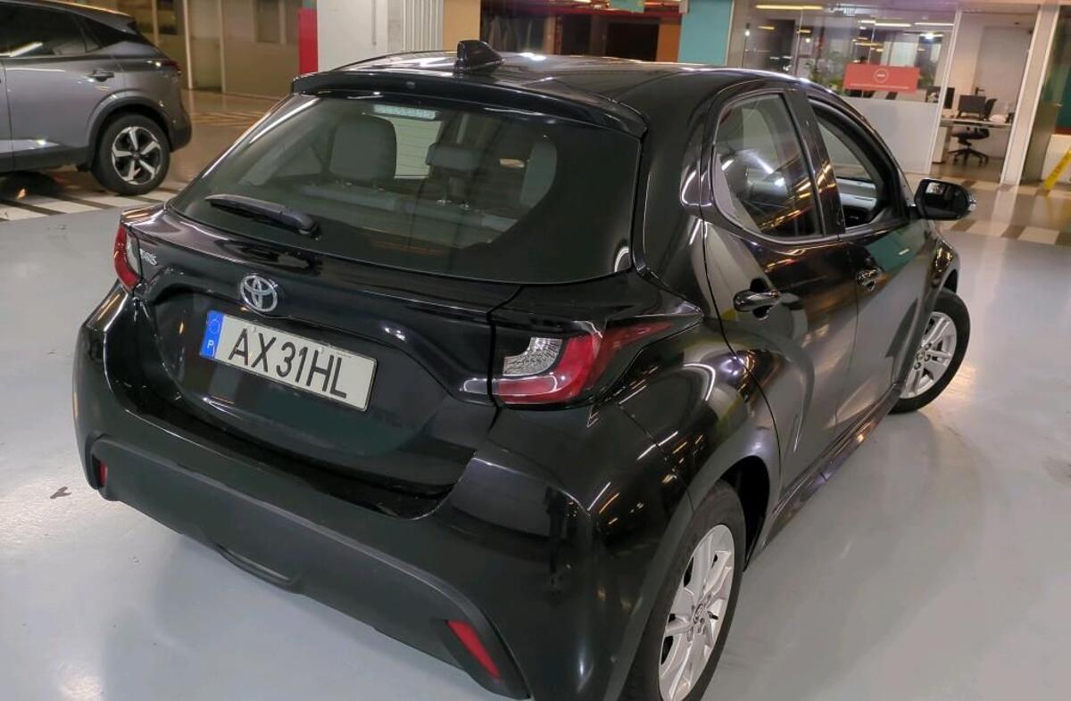 TOYOTA Yaris 1.0 VVT-i Comfort Plus