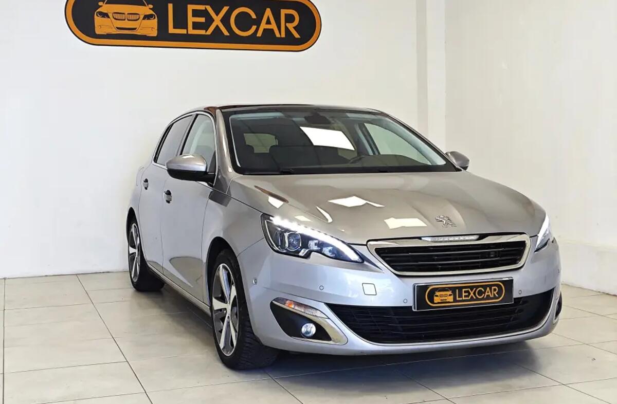 PEUGEOT 308 1.2 PureTech Allure