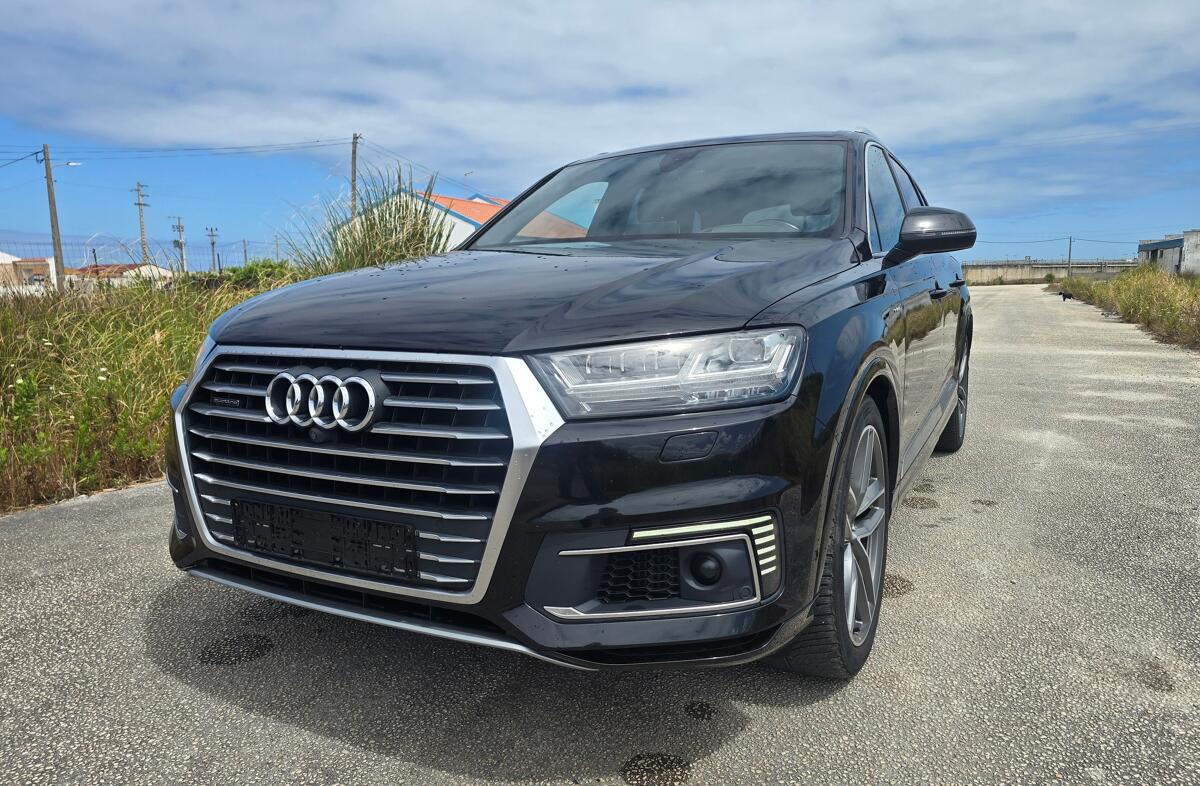 AUDI Q7 3.0 TDi e-tron quattro S-line Tiptronic