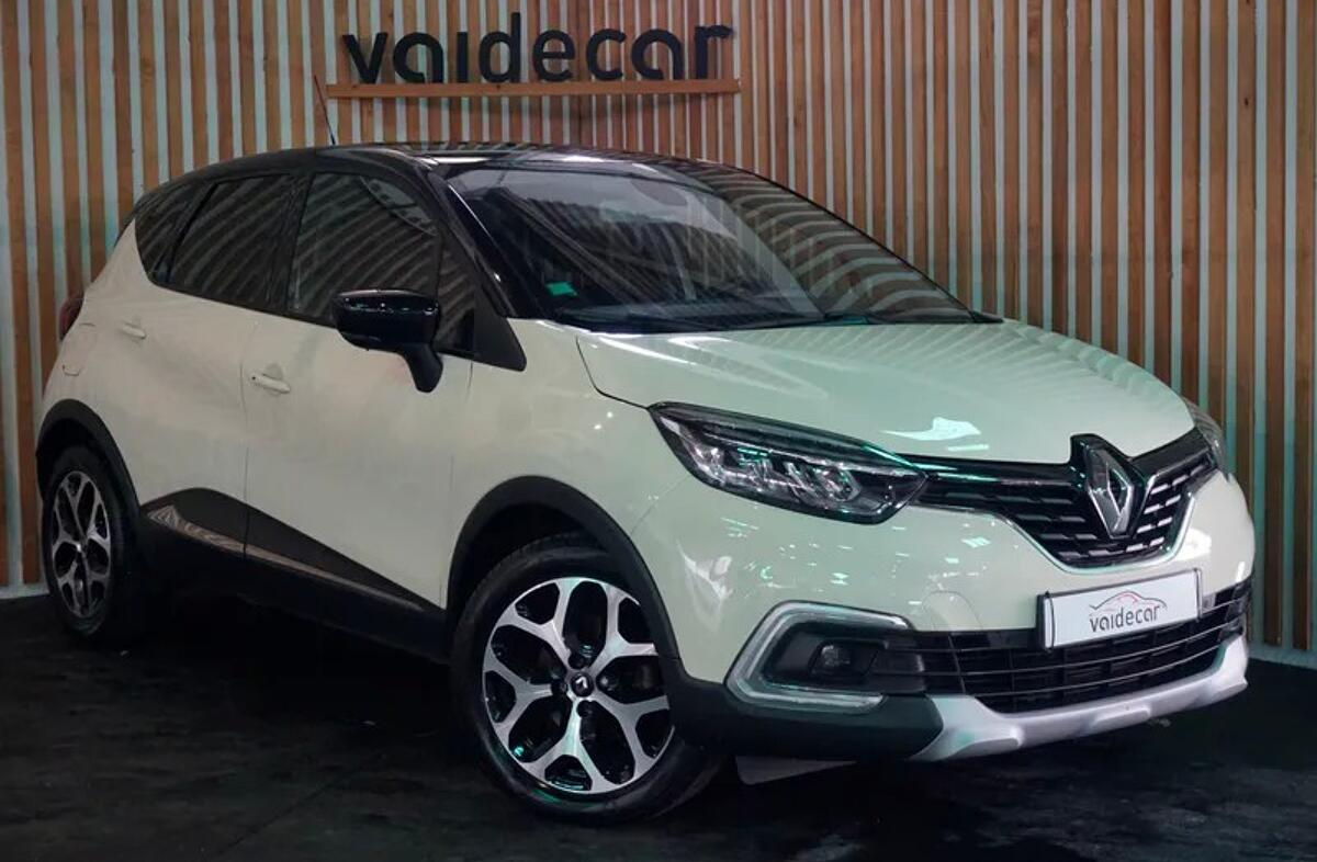 RENAULT Captur 1.2 TCe Exclusive