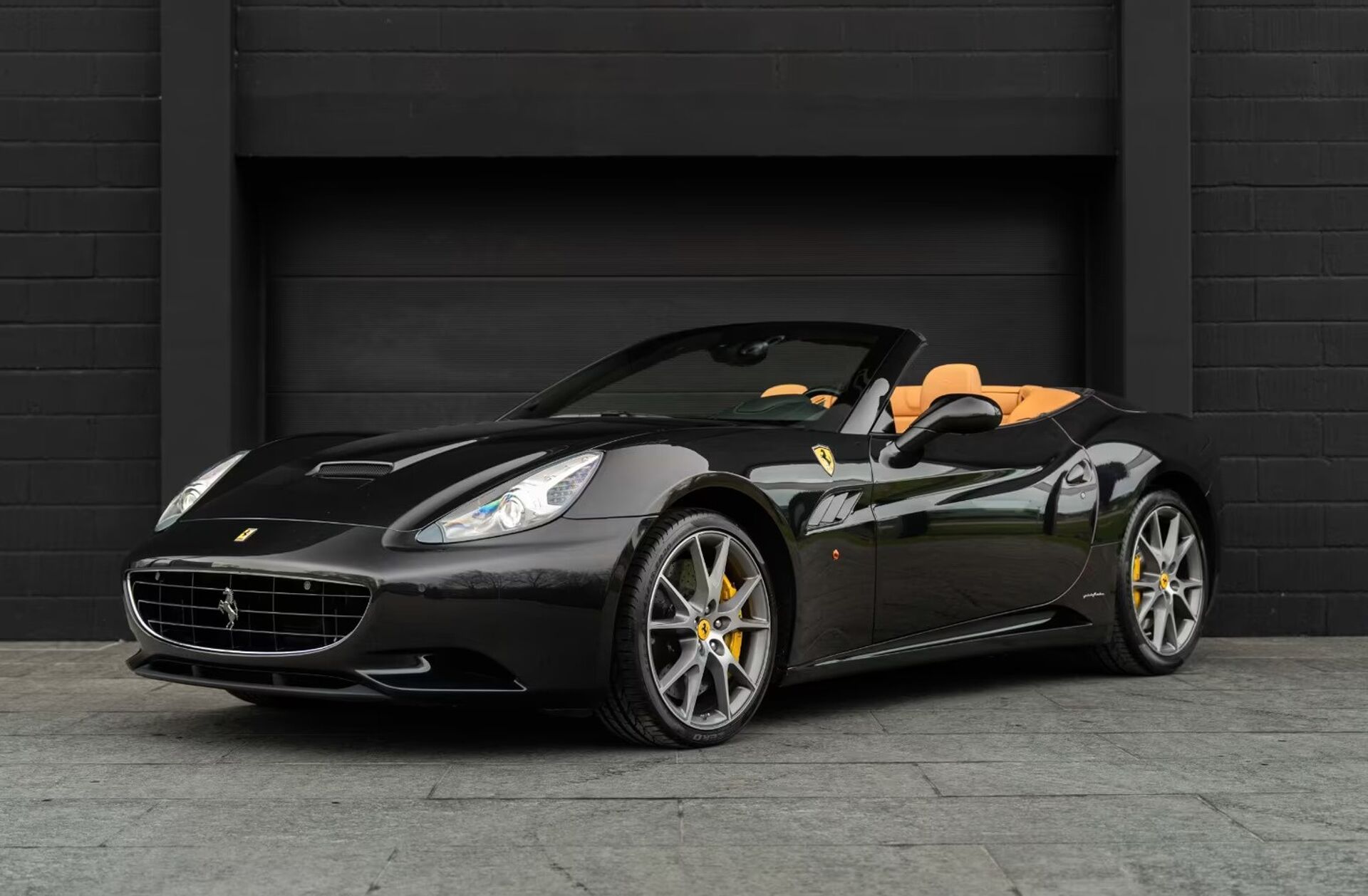 FERRARI California California