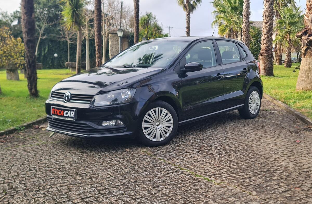 VOLKSWAGEN Polo 1.0 Confortline Nav