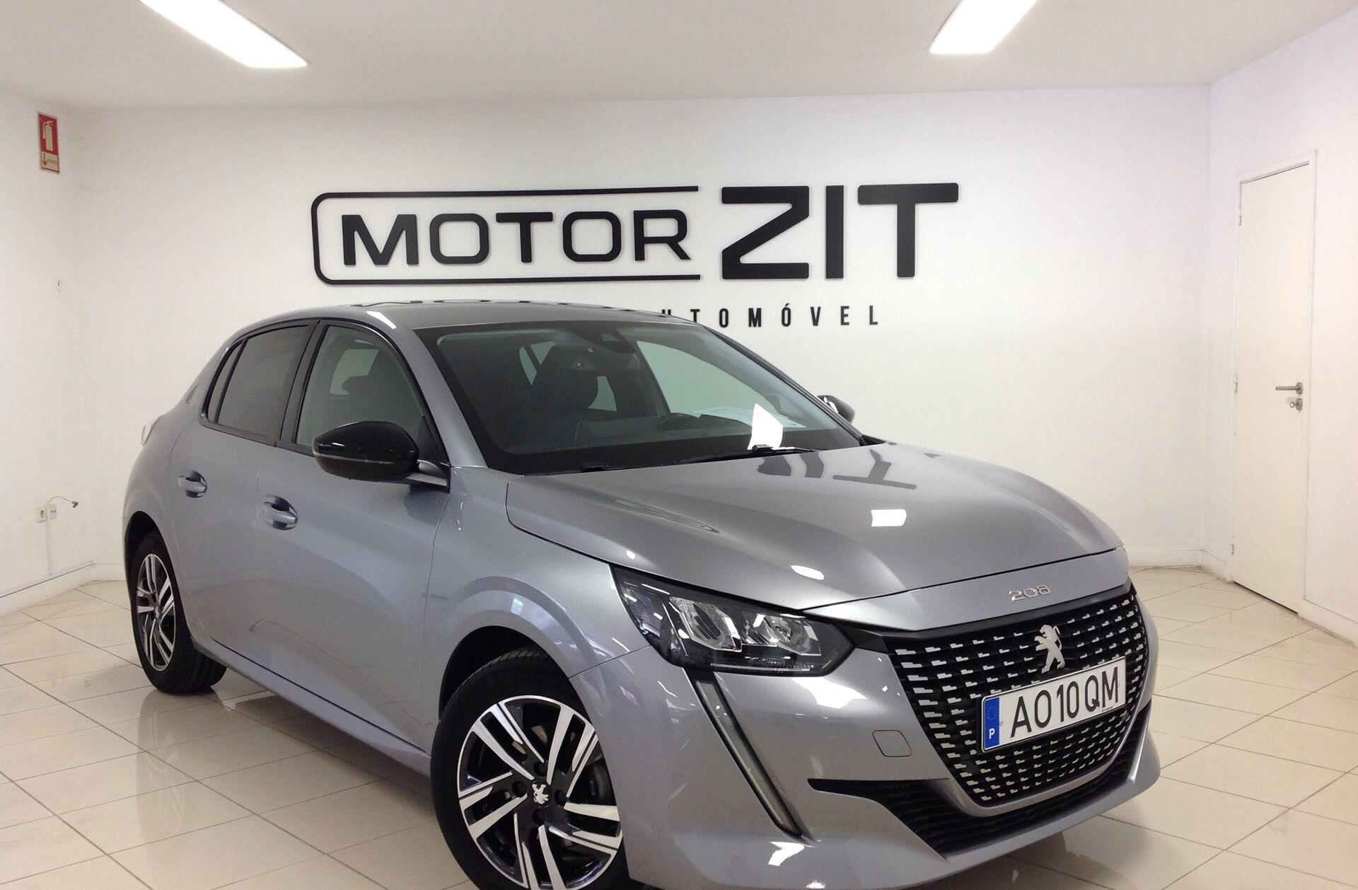 PEUGEOT 208 1.2 PureTech Allure