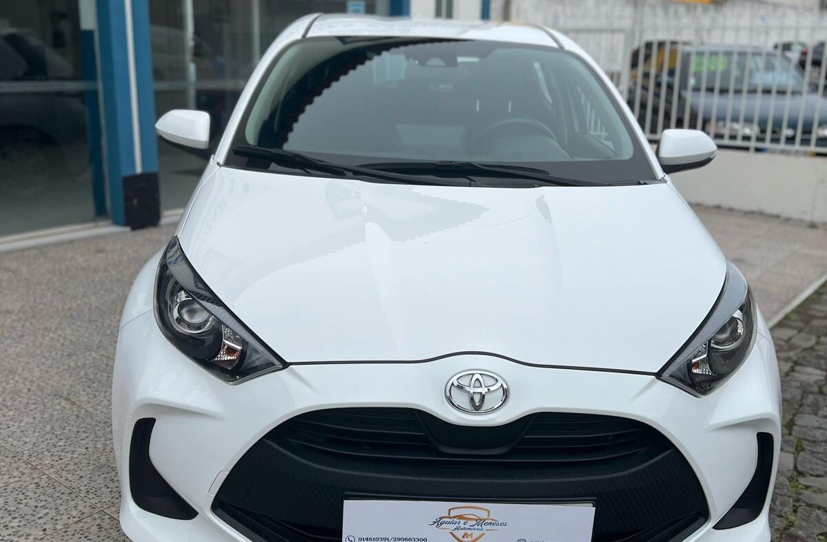 TOYOTA Yaris 1.0 VVT-i Comfort Plus
