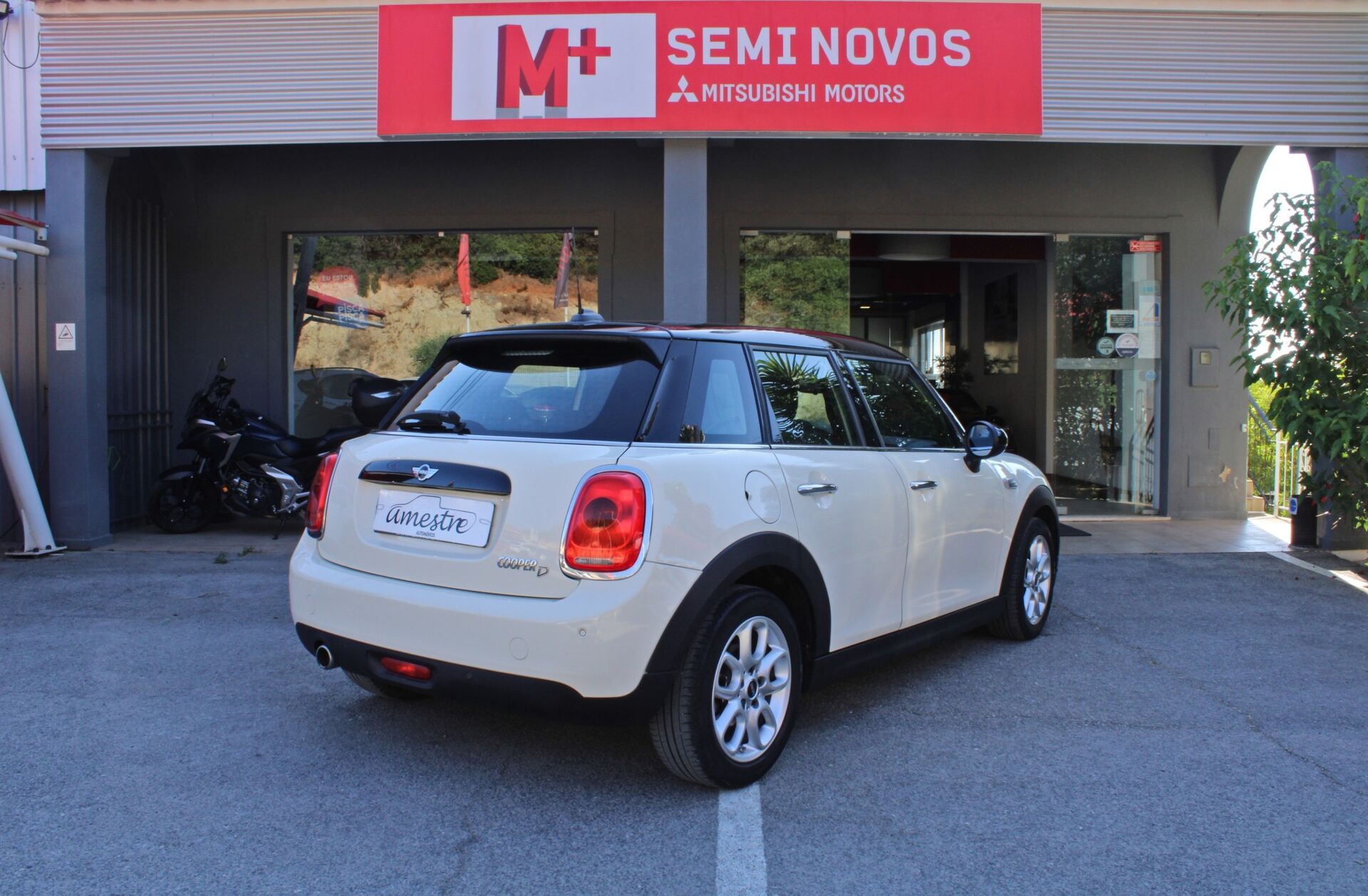 MINI Mini Cooper D Auto