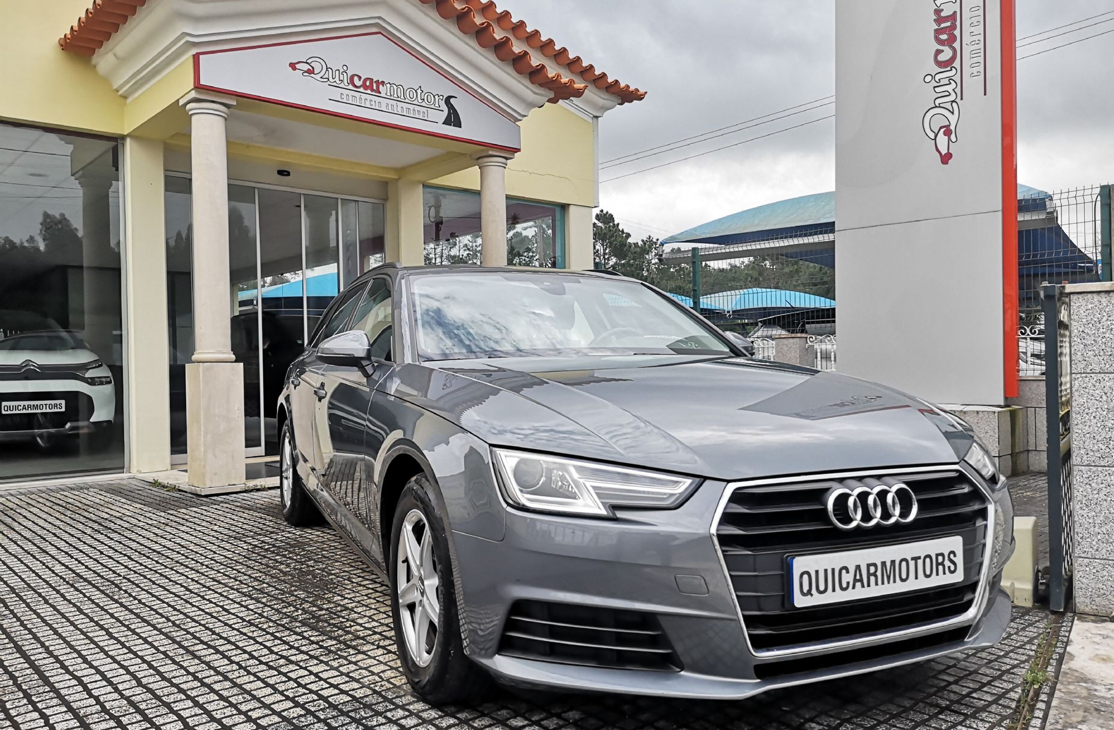 AUDI A4 35 TDI