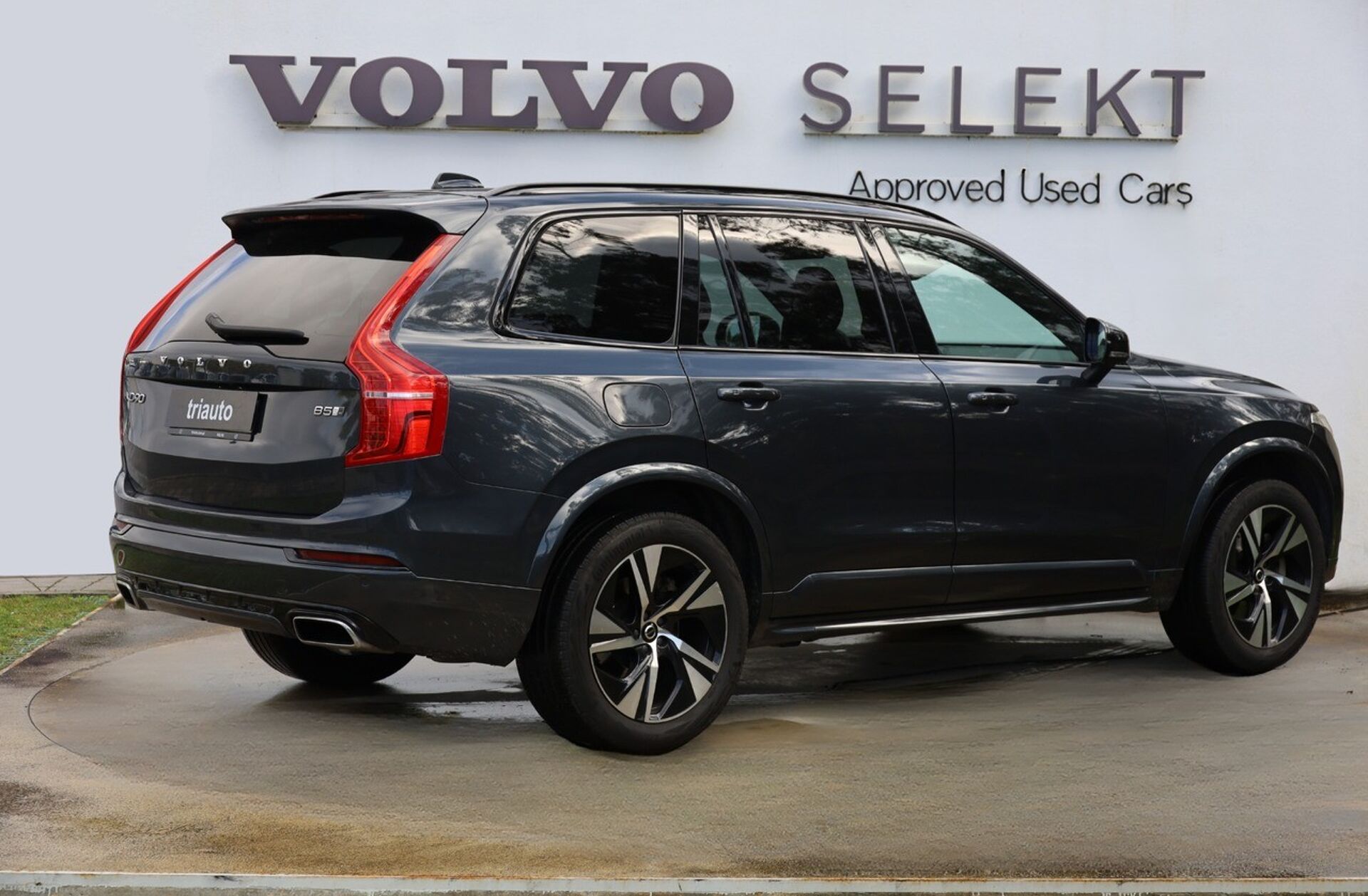 VOLVO XC90 2.0 B5 R-Design AWD