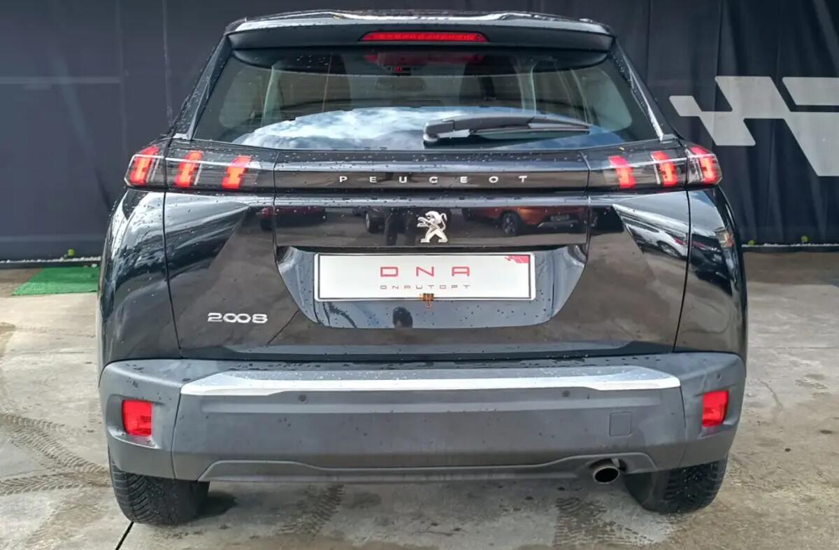 PEUGEOT 2008 1.5 BlueHDi Active