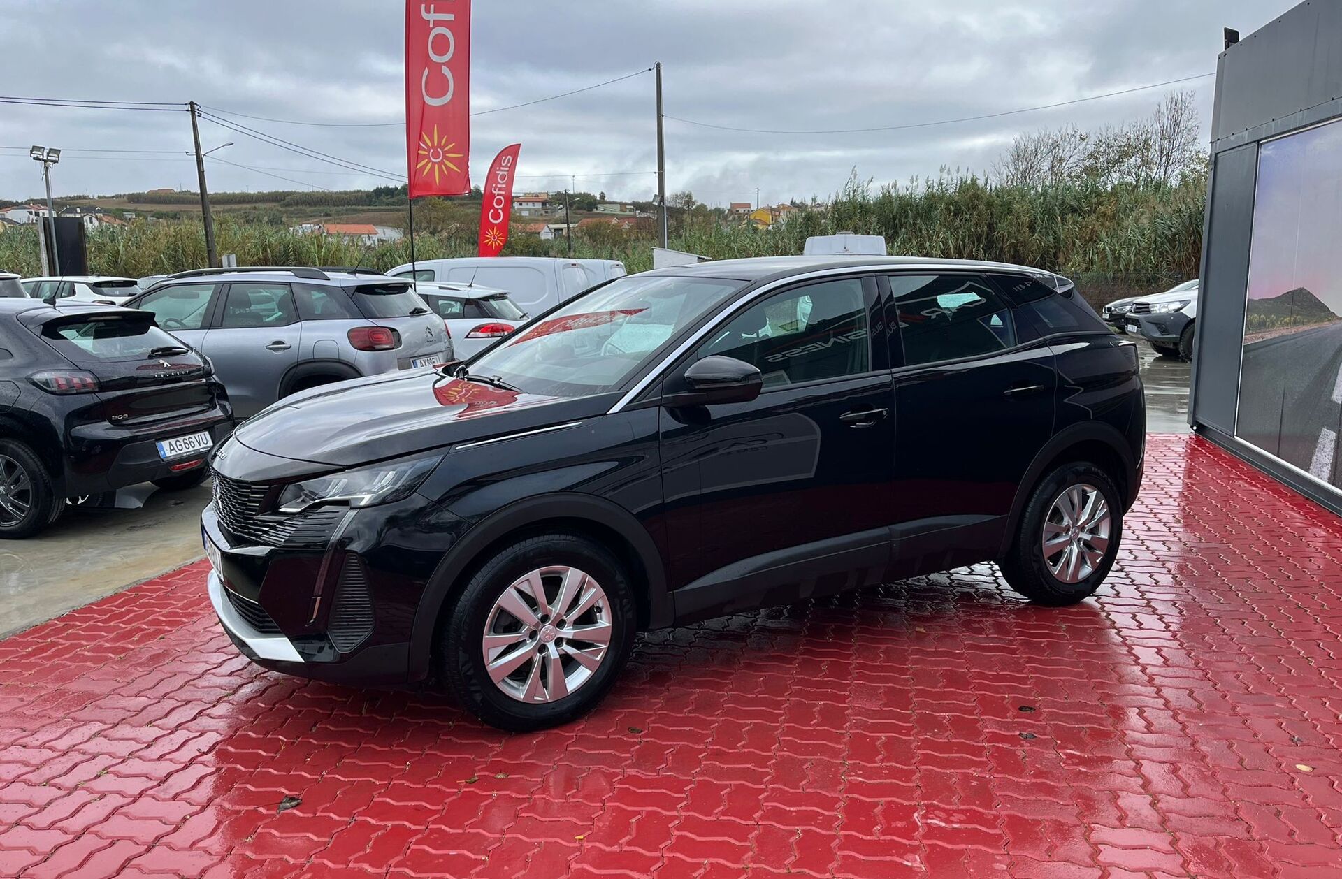 PEUGEOT 3008 1.2 PureTech Active Pack