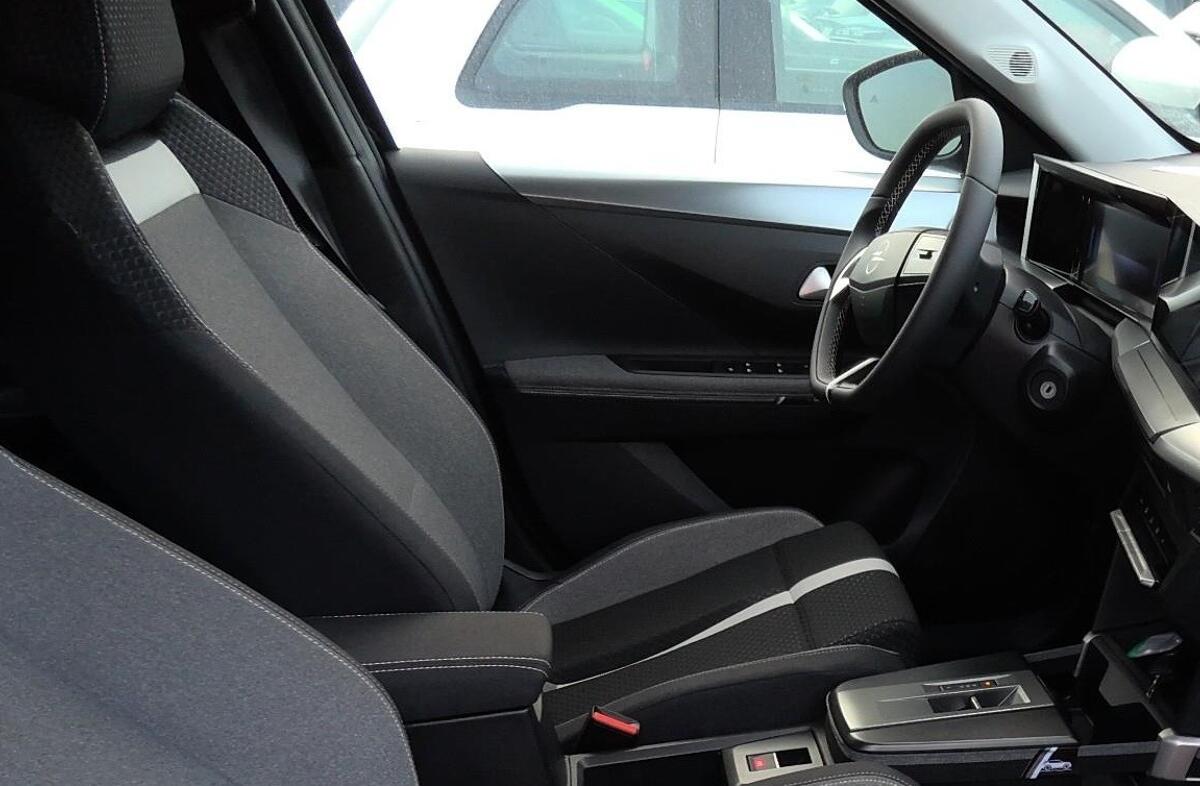 OPEL Frontera 1.2 Hybrid GS eDCT