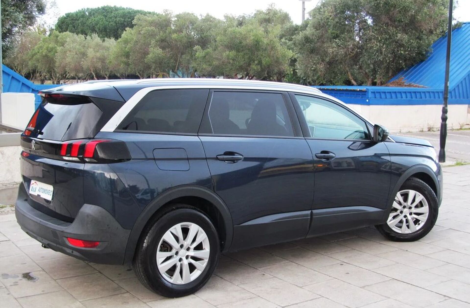 PEUGEOT 5008 1.5 BlueHDi Active