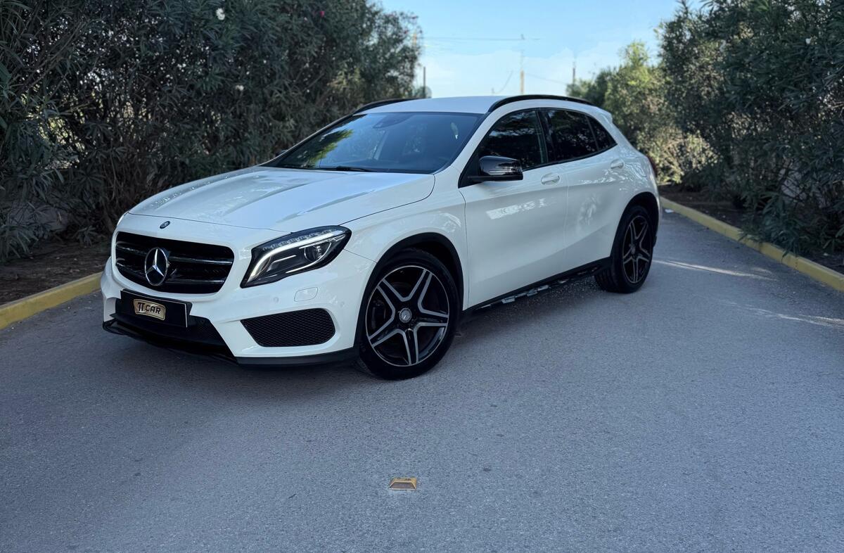 MERCEDES Classe GLA GLA 220 CDi AMG Line 4-Matic