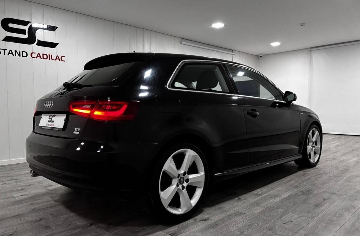 AUDI A3 1.6 TDI S-line