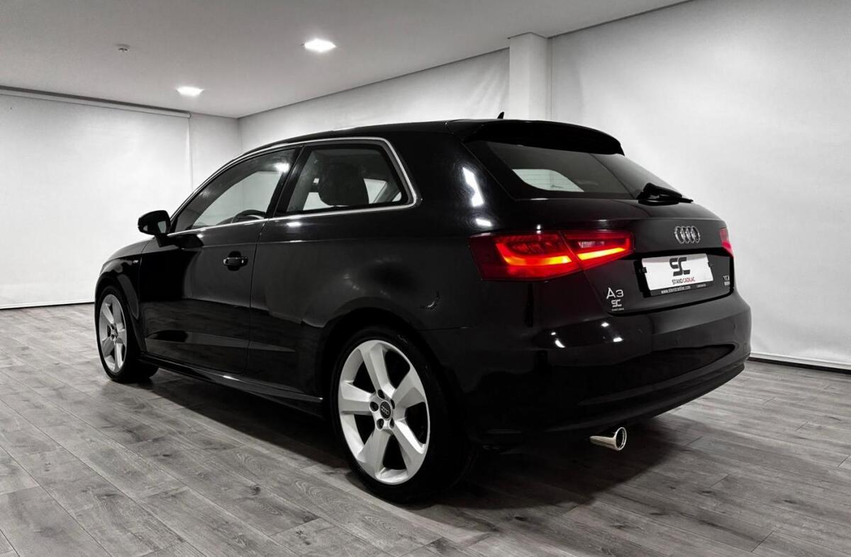 AUDI A3 1.6 TDI S-line