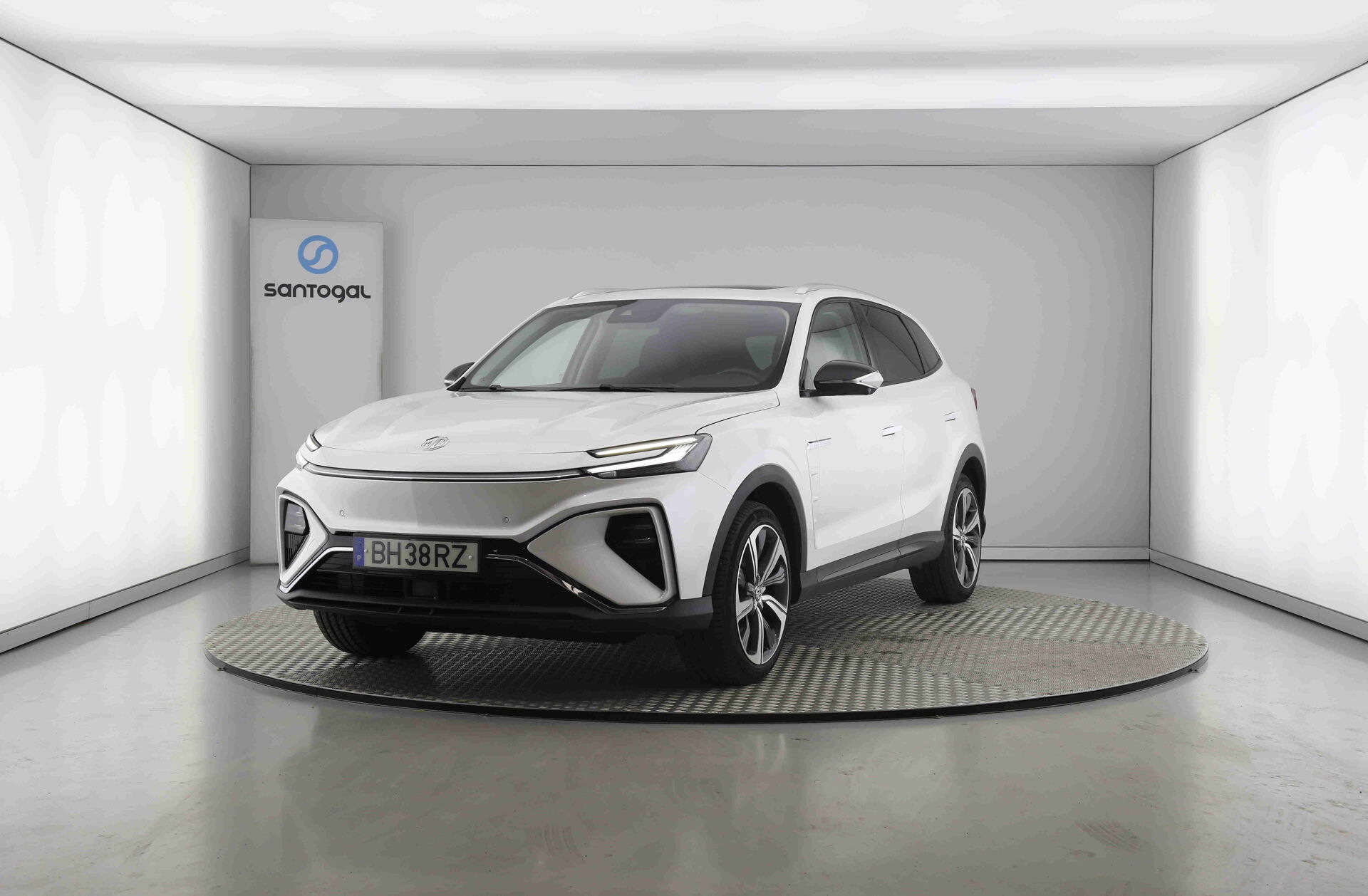 MG Marvel R 70 kWh Luxury