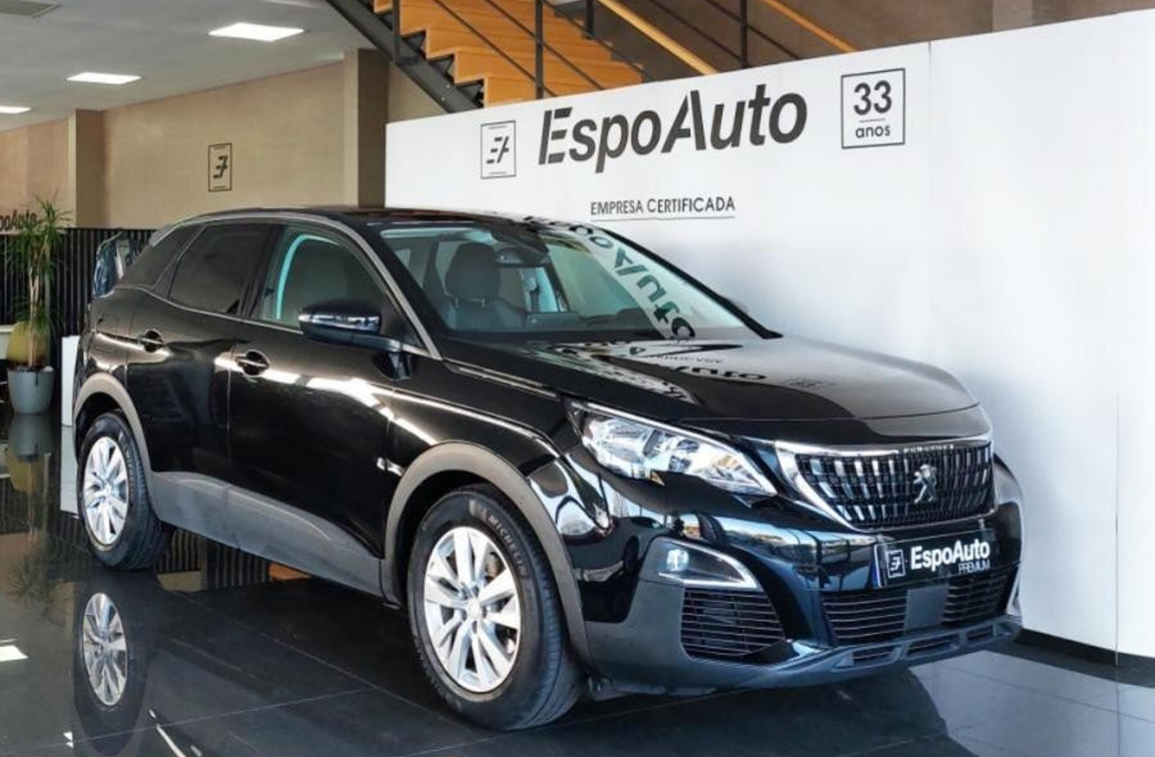 PEUGEOT 3008 1.5 BlueHDi Active