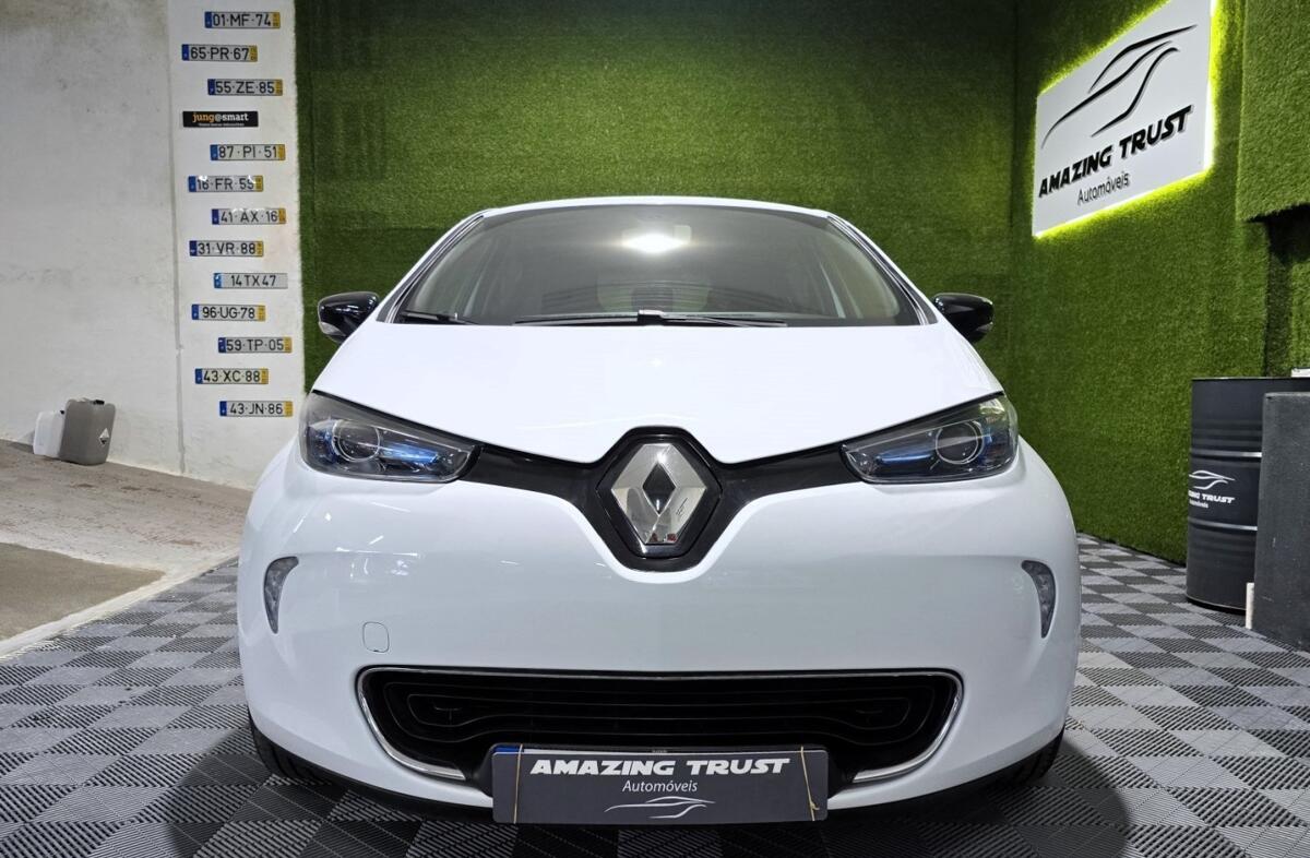 RENAULT ZOE Limited 40