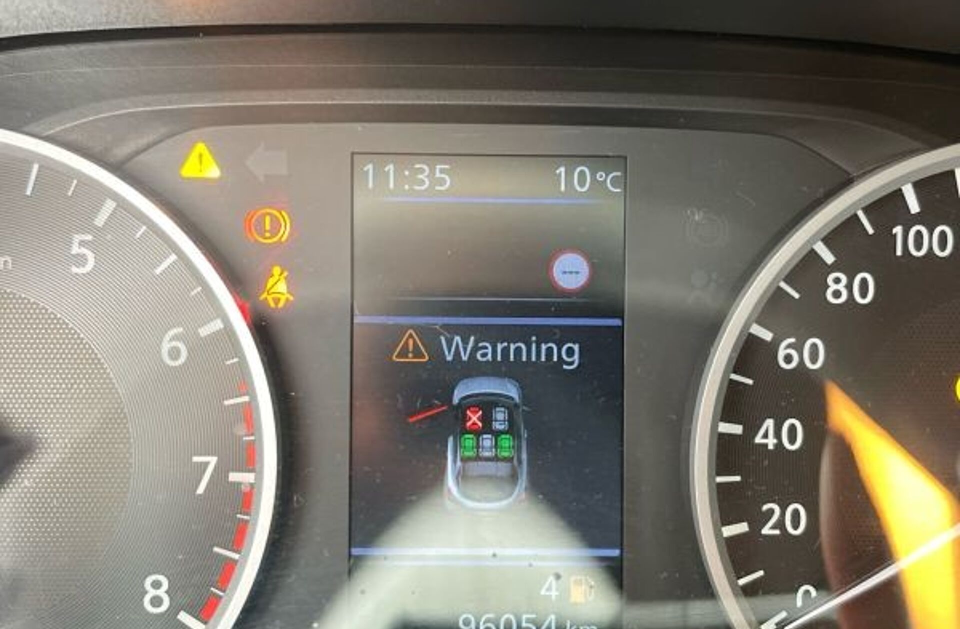 NISSAN Juke 1.0 DIG-T Acenta