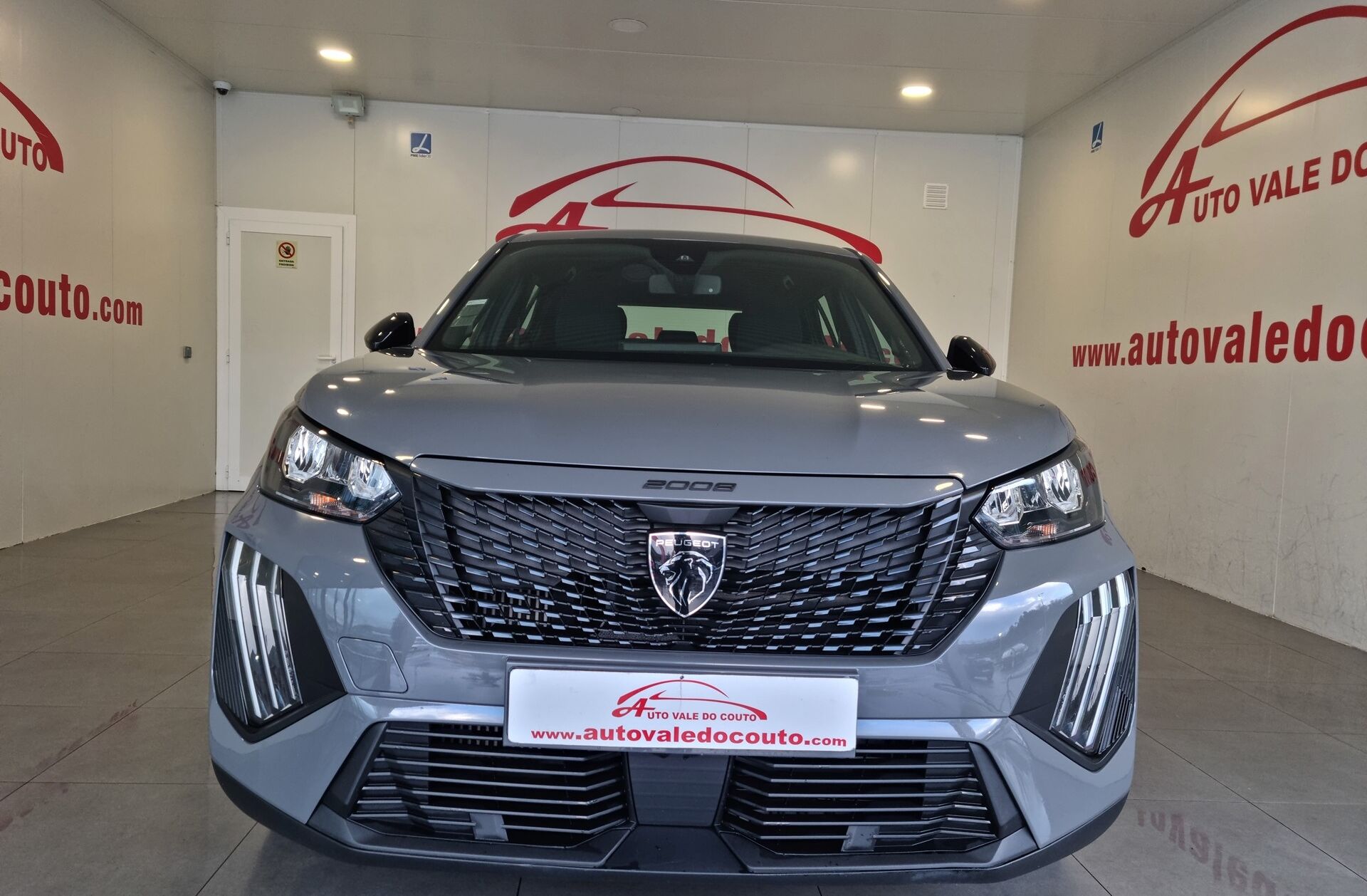 PEUGEOT 2008 1.2 PureTech Active Pack